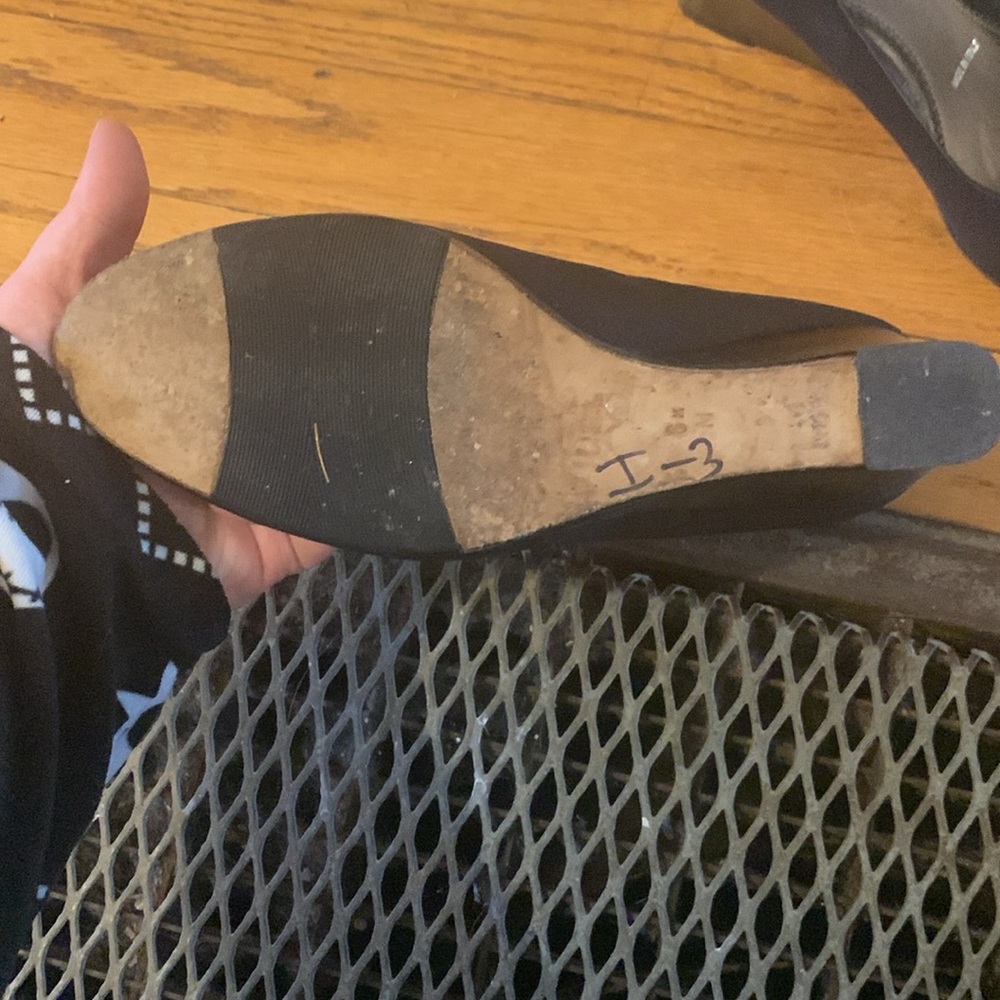 Amalfi black wedge heels size 6.5 - Picture 4 of 4